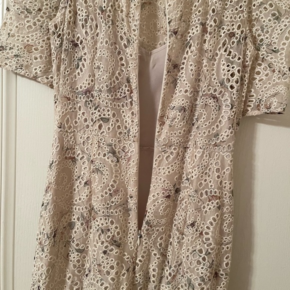 Beautiful Eyelet Dress by Veronica Beard! - Picture 3 of 5